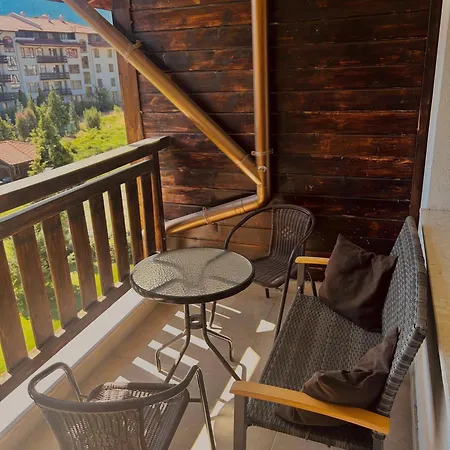 View Royal Towers Διαμέρισμα *